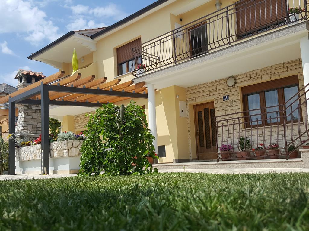 Apartament & Matan