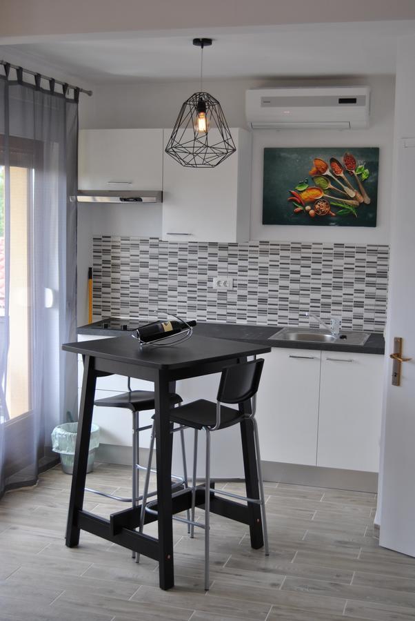 Apartament & Matan